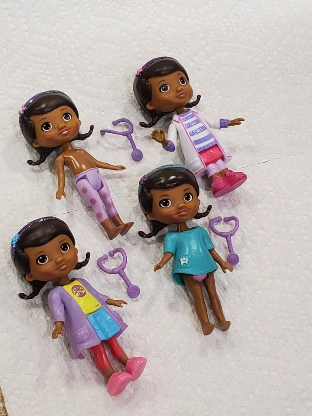 Doc McStuffins Hospital Playset & Many Extras! by Disney Junior  EUC! see photos
